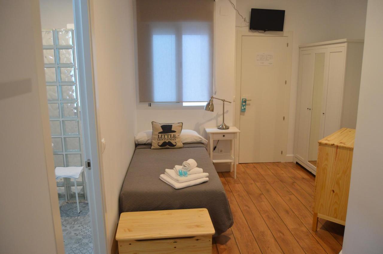 Hotel Smile & Co Hostal Boutique 阿利坎特 外观 照片