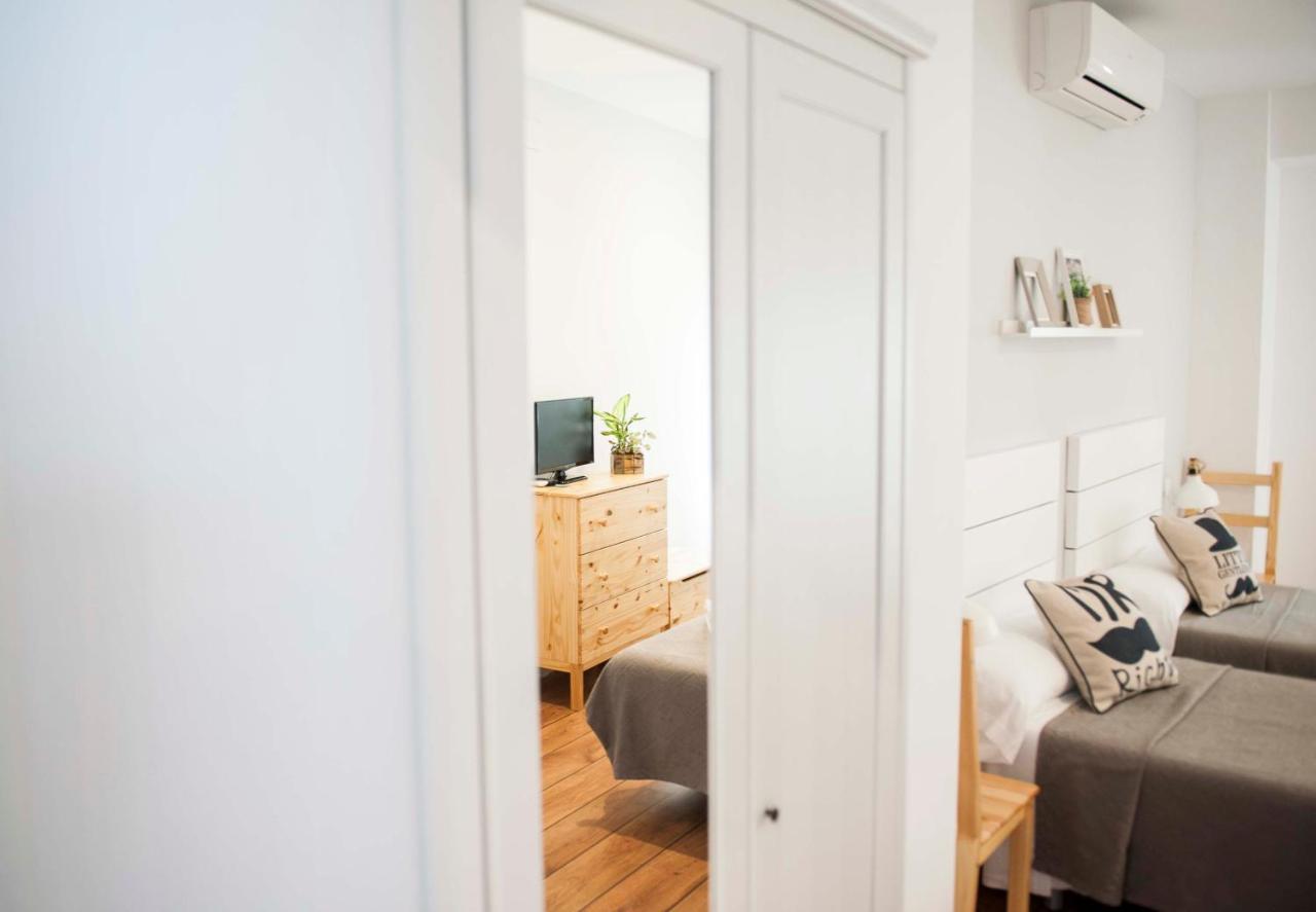 Hotel Smile & Co Hostal Boutique 阿利坎特 外观 照片